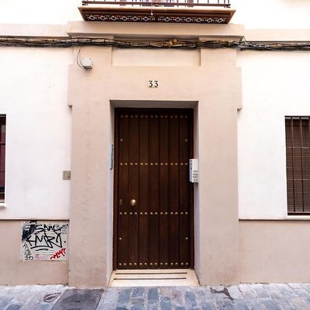 Holi-Rent Gonzalez Cuadrado Apartamento Sevilha Exterior foto